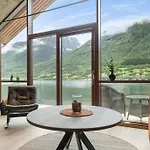 Дом отдыха Rorbu Sykkylven